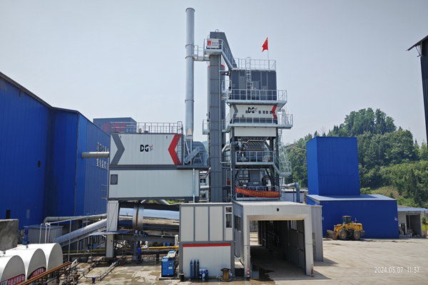 Pabrik Pencampur Aspal DG Machinery DGX4000i Sichuan 2